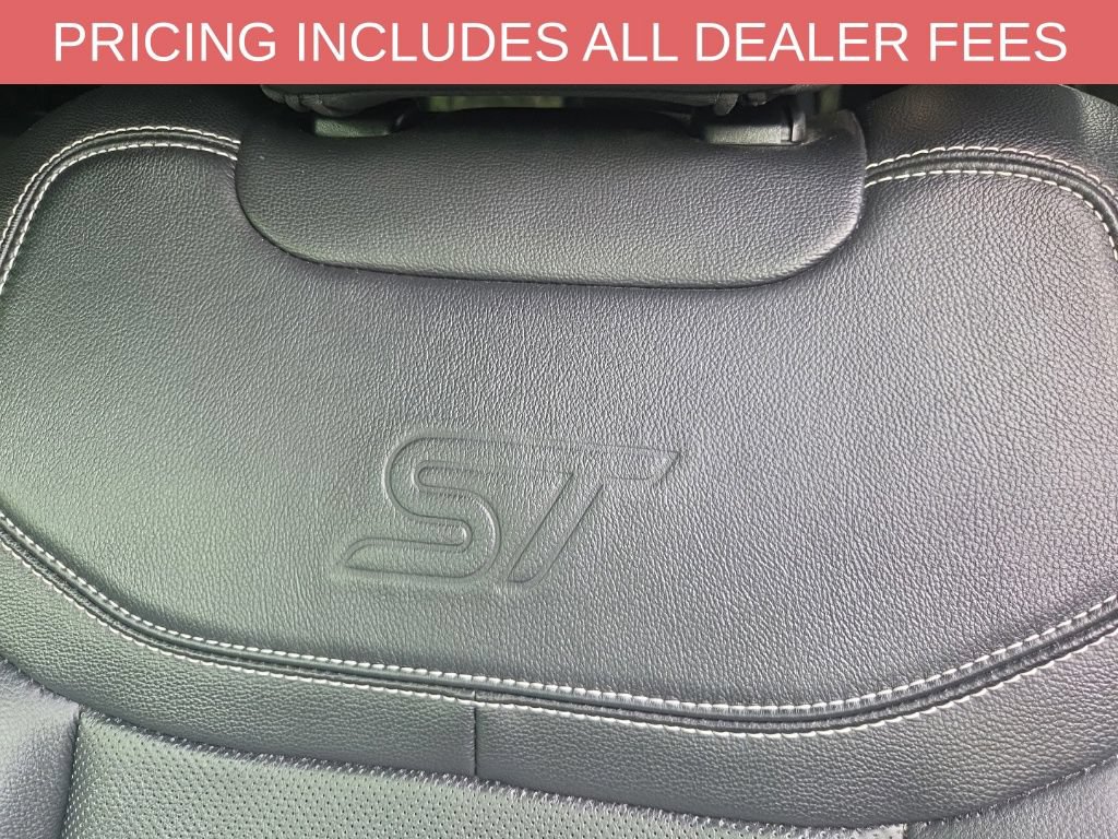 Used 2024 Ford Explorer ST w/ Equipment Group 401A AWD/4WD image 30