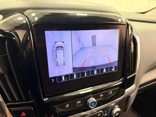 Certified 2020 Chevrolet Traverse LT w/ LT Premium Package AWD/4WD image 15