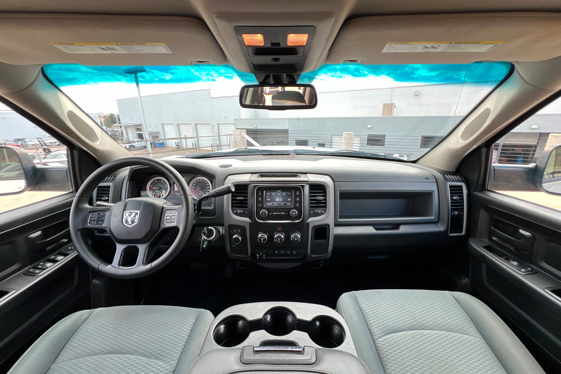 Used 2016 RAM 2500 Tradesman w/ Chrome Appearance Group AWD/4WD image 9