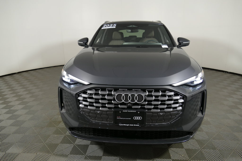 Certified 2025 Audi Q5 Premium w/ Convenience Package AWD/4WD image 8