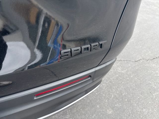 Certified 2025 Honda HR-V Sport image 34
