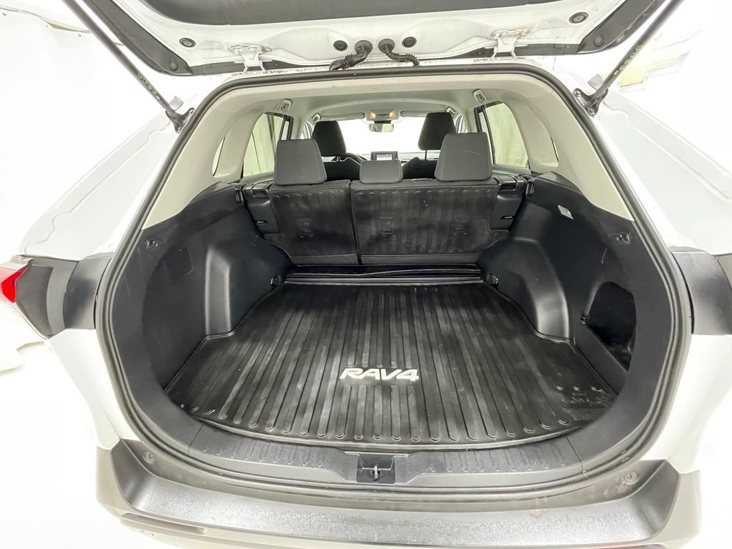 Used 2019 Toyota RAV4 LE w/ All Weather Liner Package AWD/4WD image 7