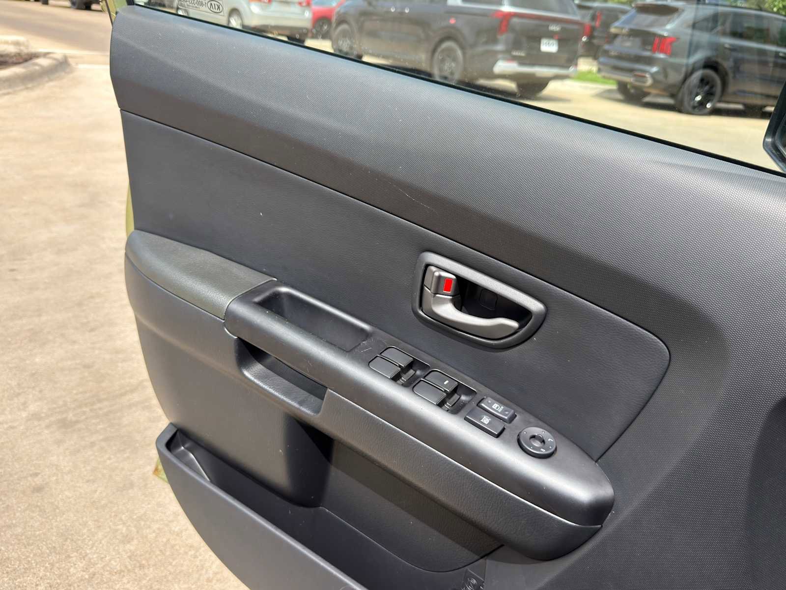 Used 2010 Kia Soul + FWD image 19