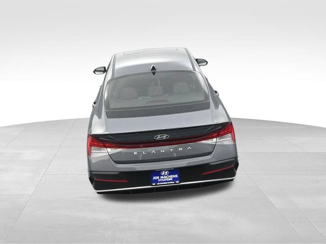 New 2026 Hyundai Elantra SEL Sport Premium FWD image 27