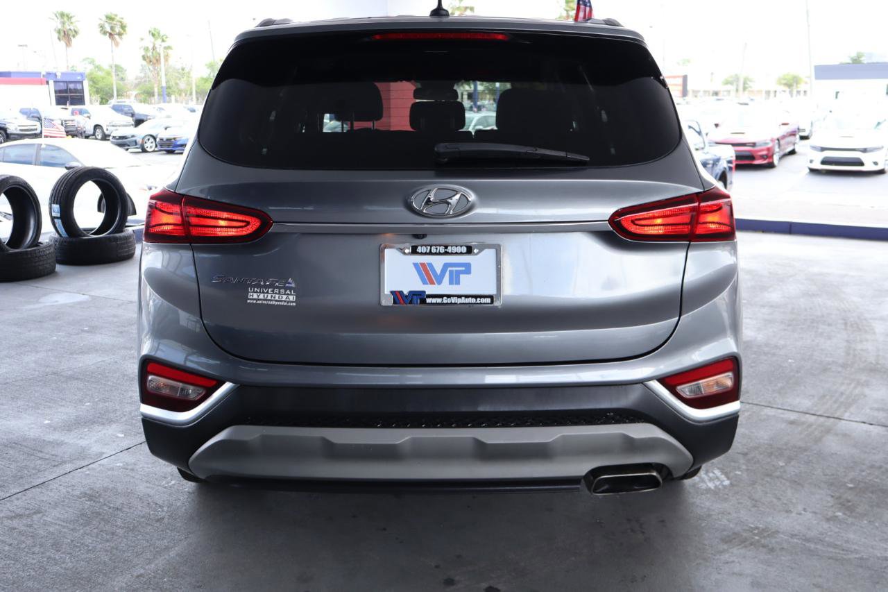 Used 2020 Hyundai Santa Fe SE image 8