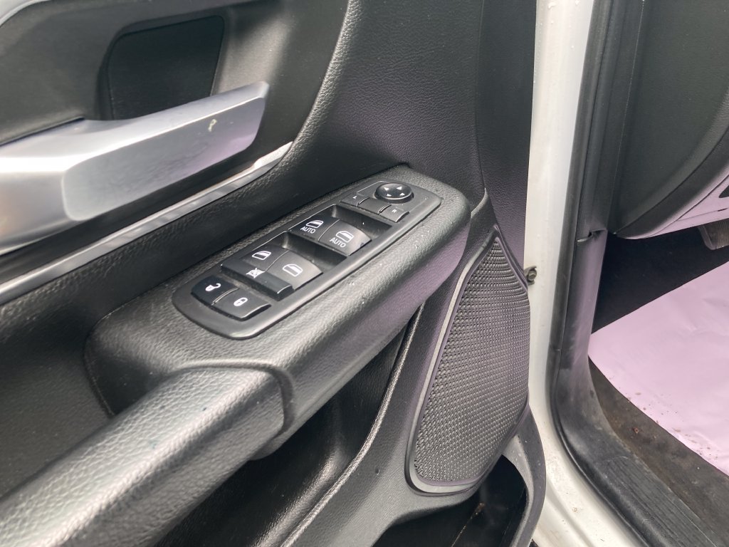 Used 2019 RAM 1500 Big Horn AWD/4WD image 14