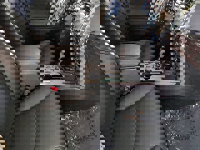 Used 2024 Toyota 4Runner Limited image 22