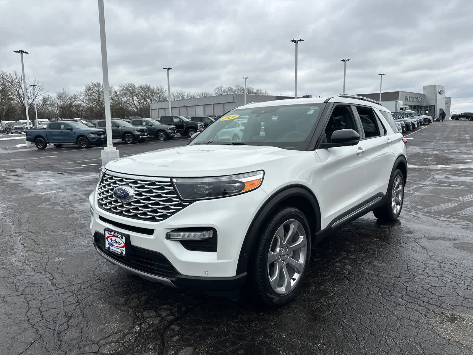 Used 2020 Ford Explorer Platinum image 4