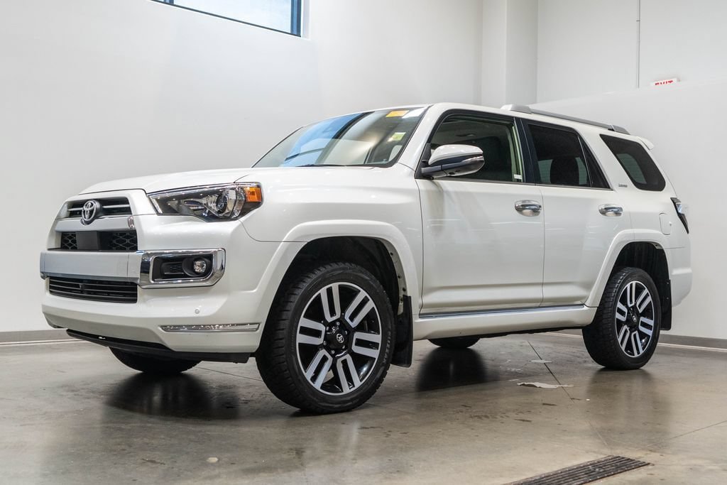 Certified 2023 Toyota 4Runner Limited AWD/4WD image 3