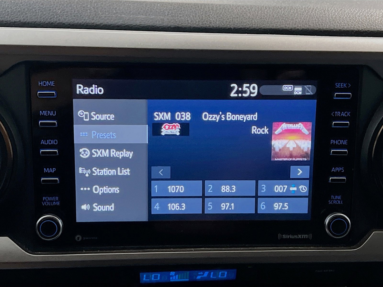Used 2022 Toyota Tacoma SR5 RWD image 10