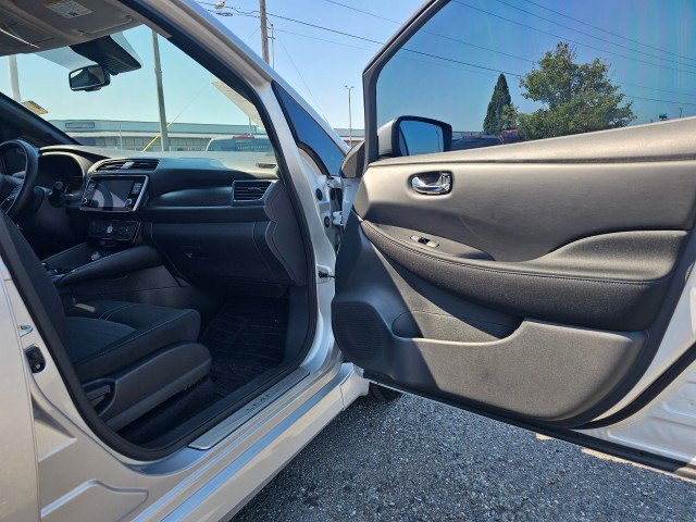 Certified 2024 Nissan Leaf SV Plus FWD image 12