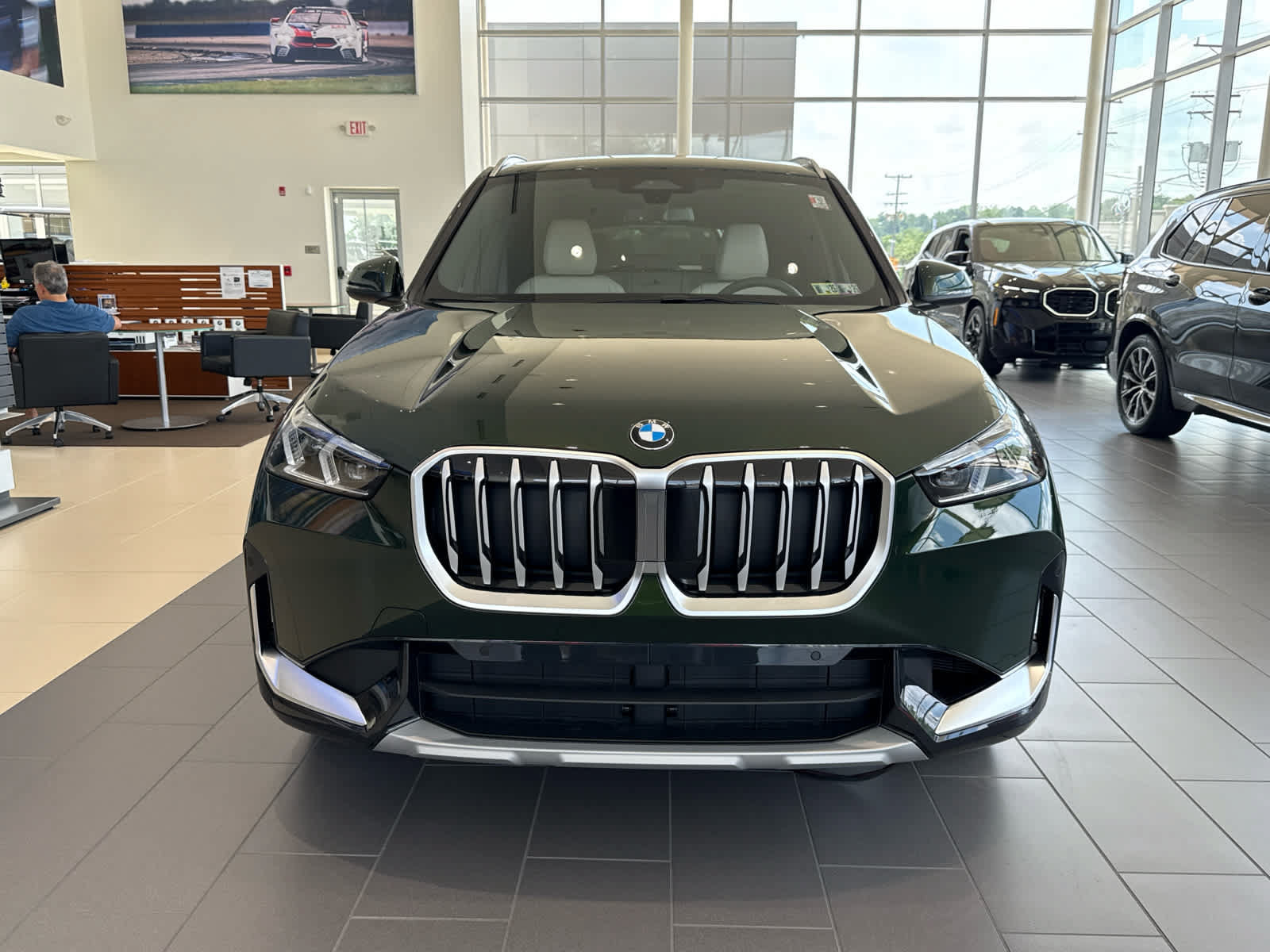 Used 2025 BMW X1 xDrive28i w/ Convenience Package AWD/4WD image 2