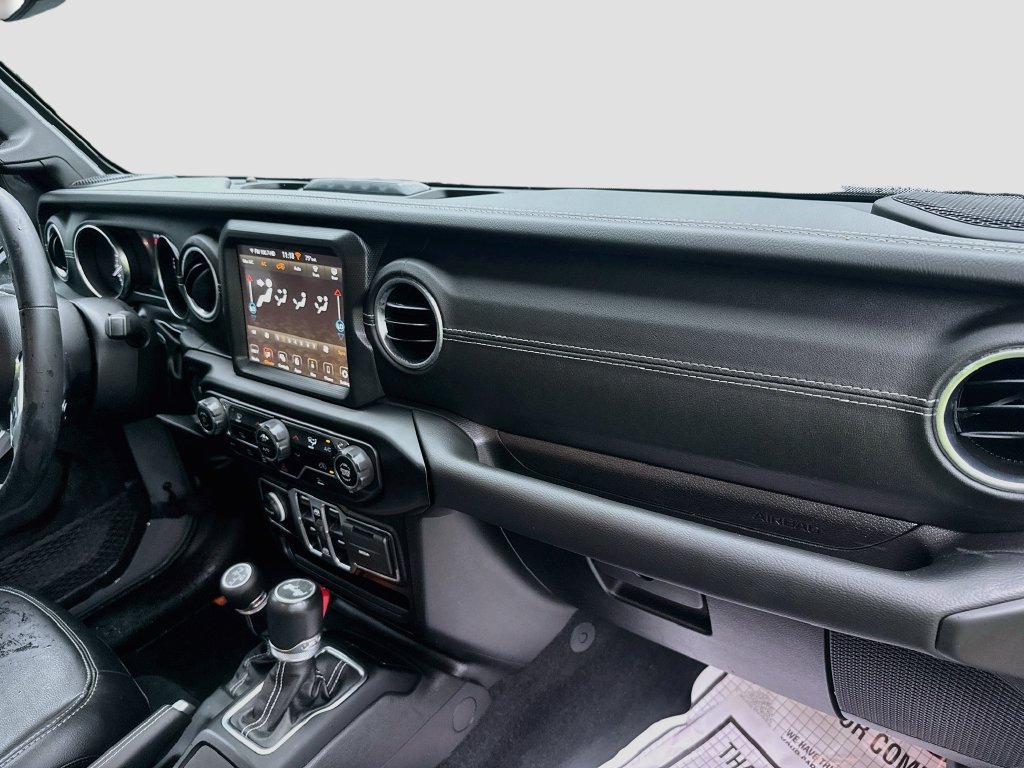 Certified 2023 Jeep Wrangler Unlimited Sahara AWD/4WD image 31