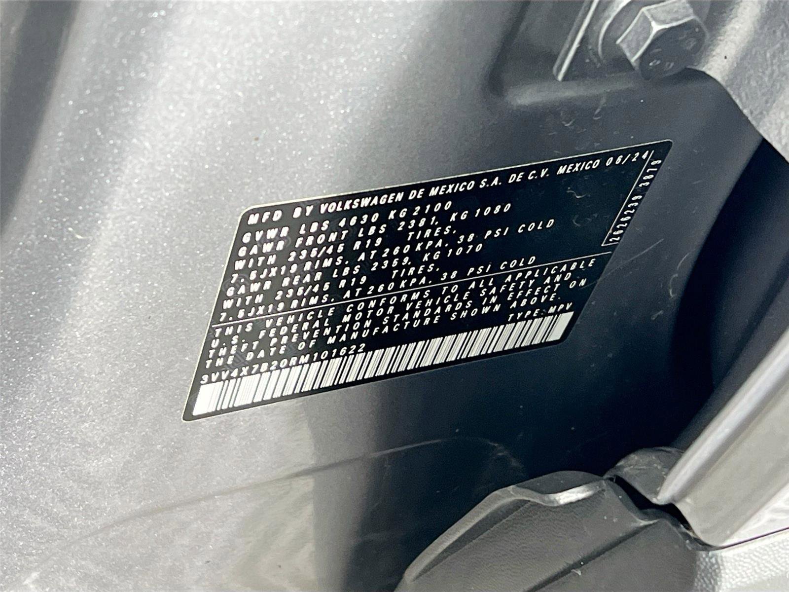 Used 2024 Volkswagen Taos SEL image 25