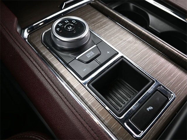Used 2022 Ford Expedition Limited image 16