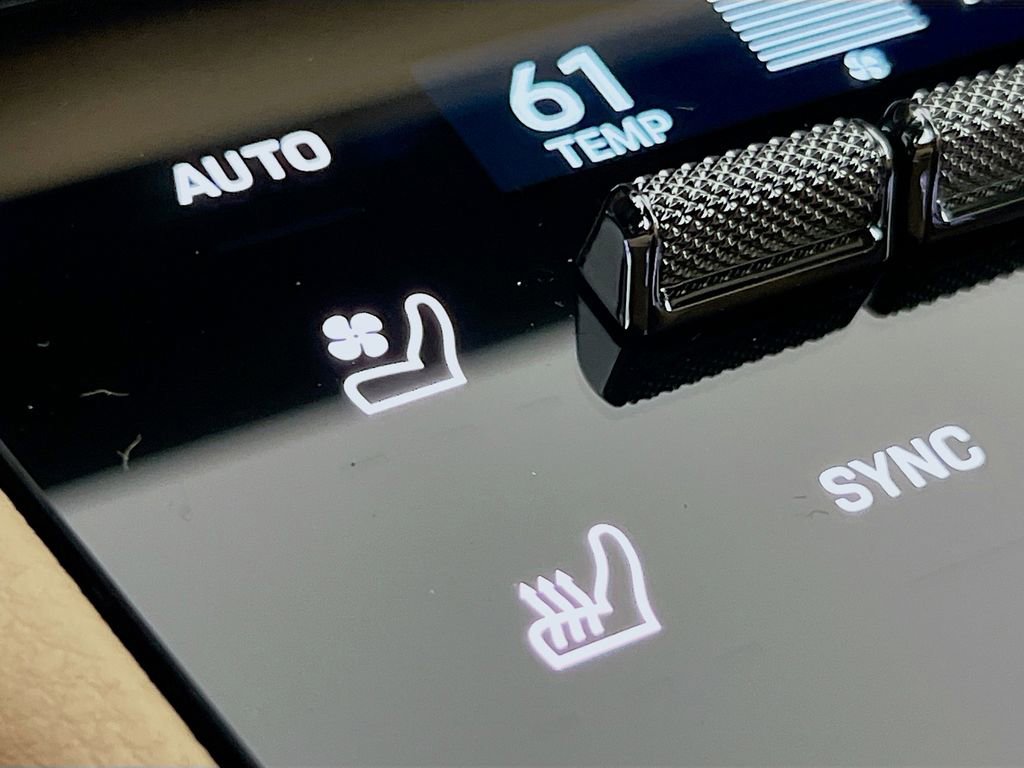 New 2026 Porsche Cayenne image 23