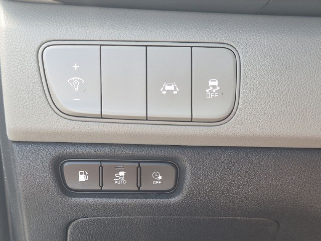 Used 2019 Kia Niro LX FWD image 19