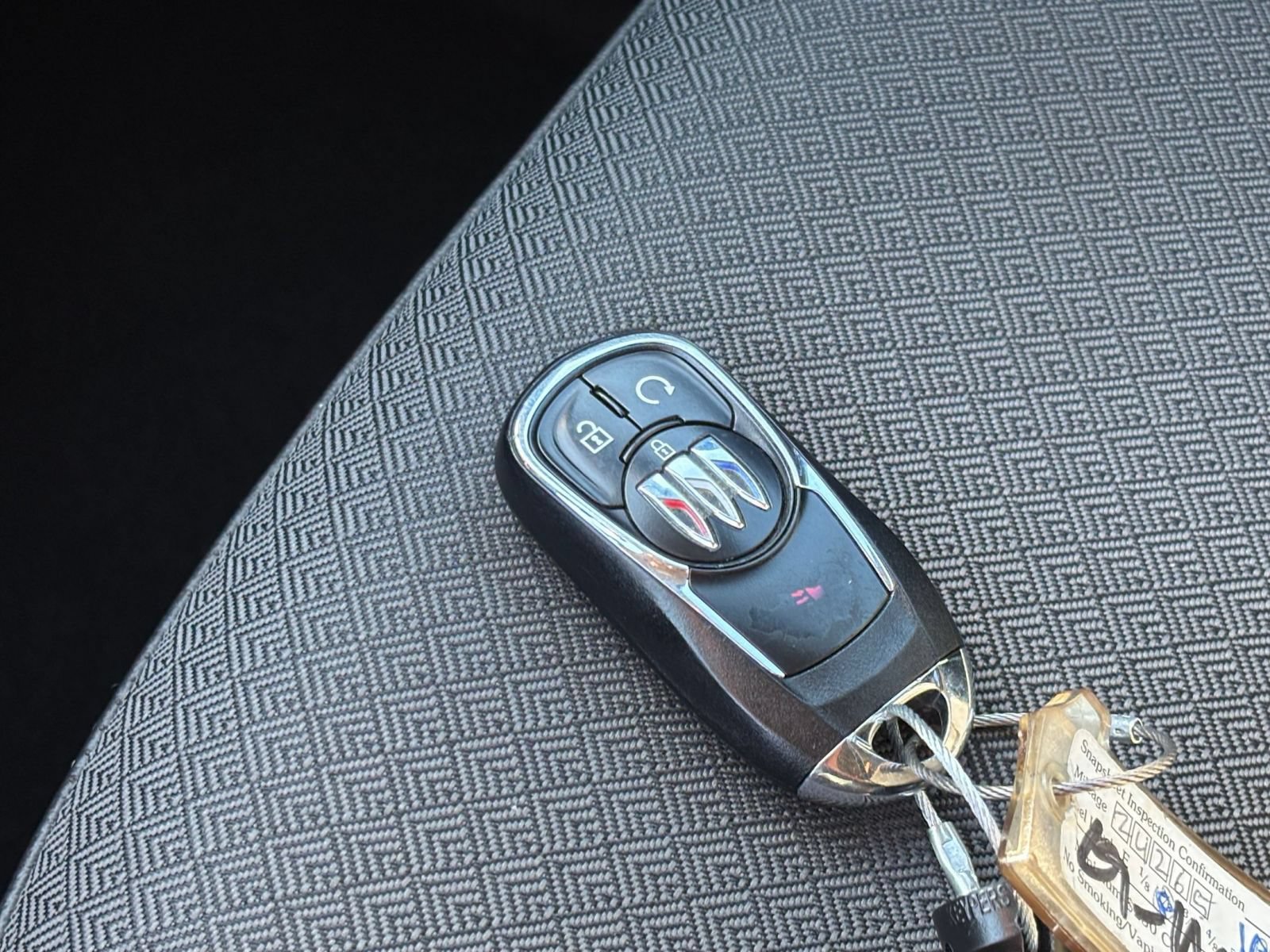 Used 2025 Buick Encore GX Preferred AWD/4WD image 22