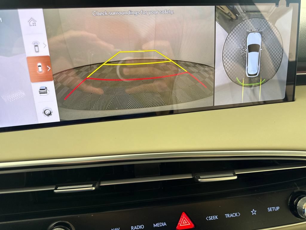 New 2027 Genesis GV70 2.5T Advanced AWD/4WD image 21