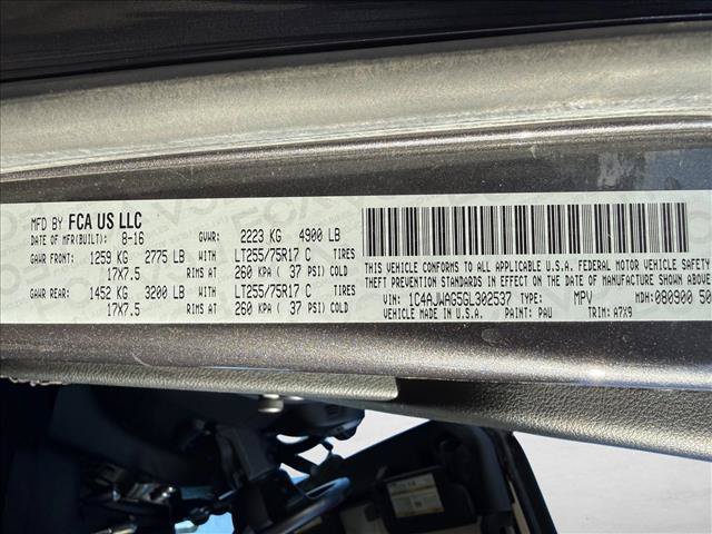Used 2016 Jeep Wrangler Sport AWD/4WD image 21