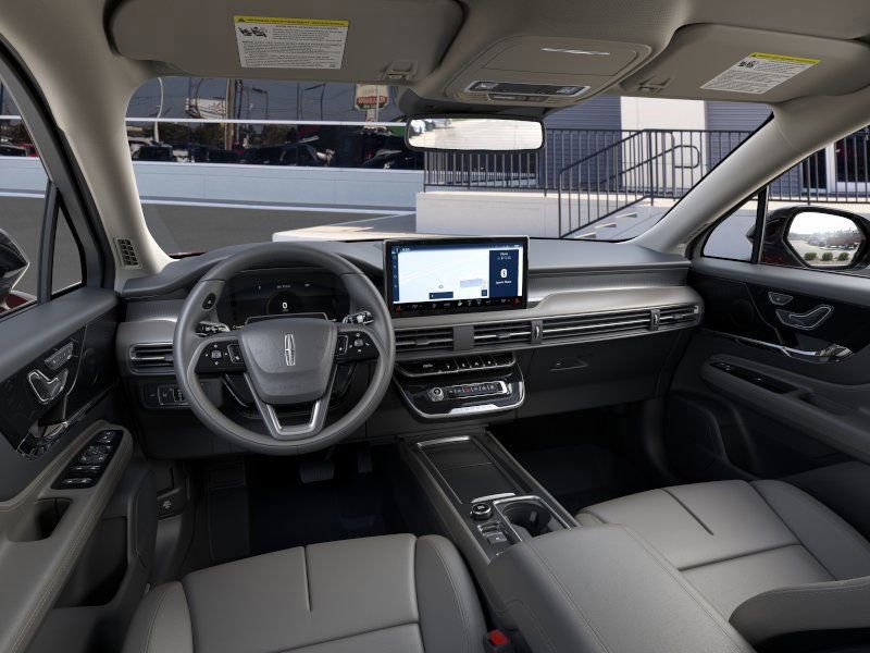 New 2026 Lincoln Corsair Premiere FWD image 9