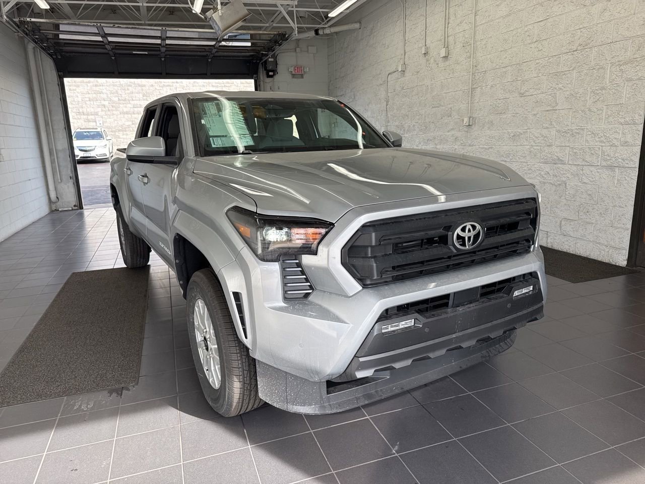 New 2026 Toyota Tacoma SR5 image 2