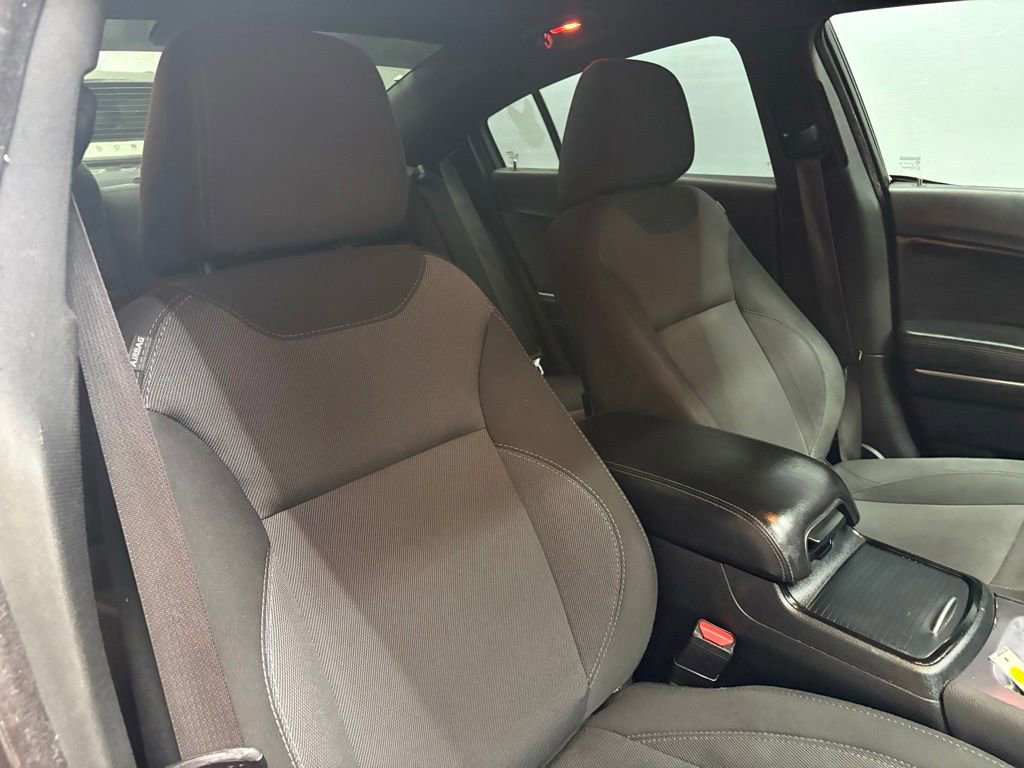 Used 2018 Dodge Charger SXT w/ Blacktop Package RWD image 38