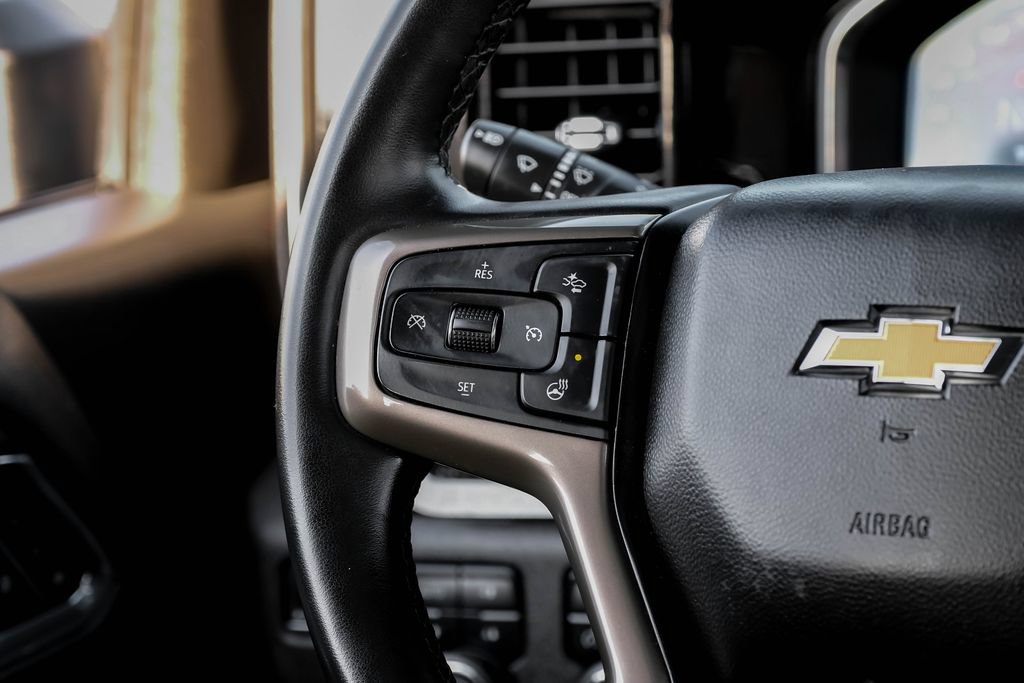 Used 2024 Chevrolet Silverado 3500 High Country w/ High Country Premium Package AWD/4WD image 16