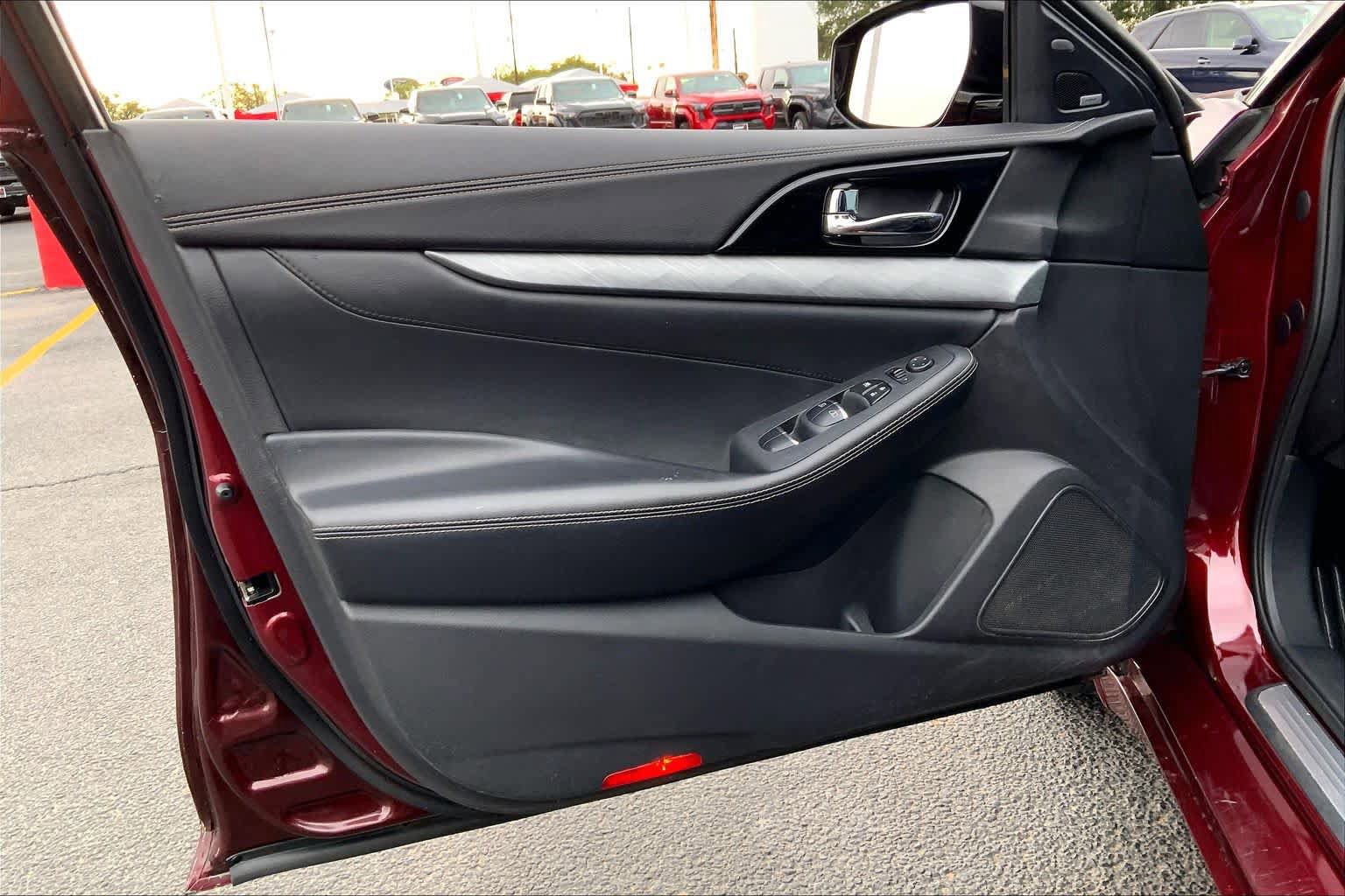 Used 2017 Nissan Maxima 3.5 SL FWD image 22