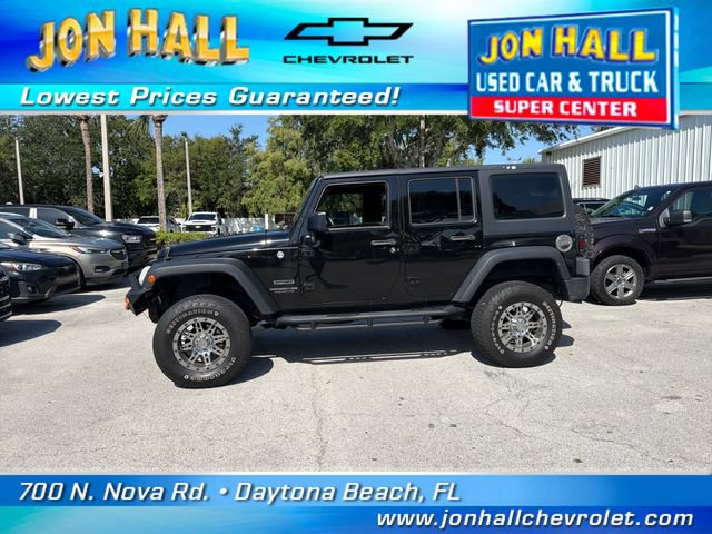 Used 2017 Jeep Wrangler Unlimited Sport w/ Connectivity Group AWD/4WD image 4