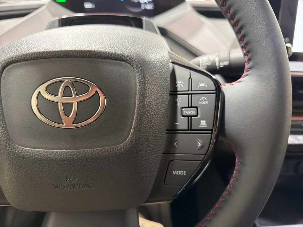 Used 2026 Toyota Prius Plug-In Hybrid image 27