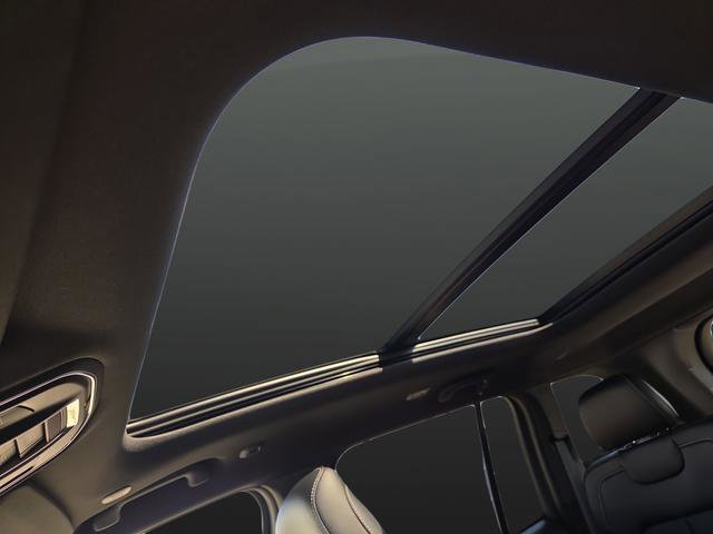 New 2025 Jeep Grand Cherokee Limited w/ Black Appearance Package image 7