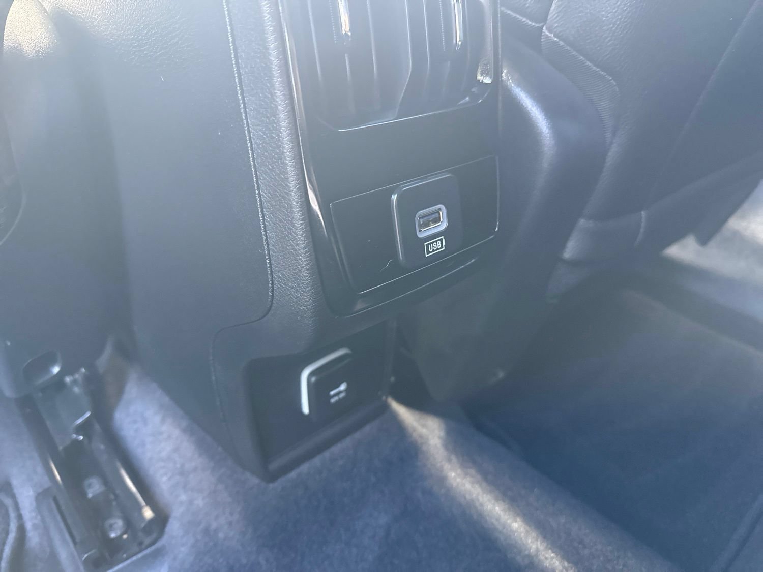 Used 2024 Jeep Compass Limited AWD/4WD image 14