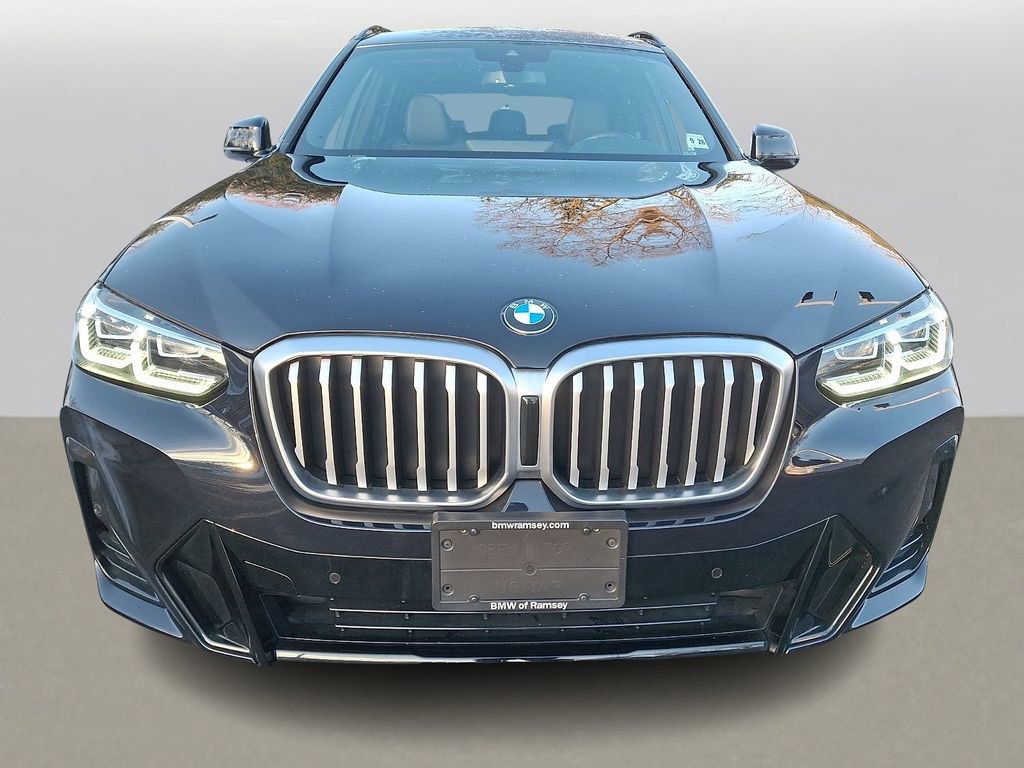 Certified 2024 BMW X3 xDrive30i w/ Premium Package image 2