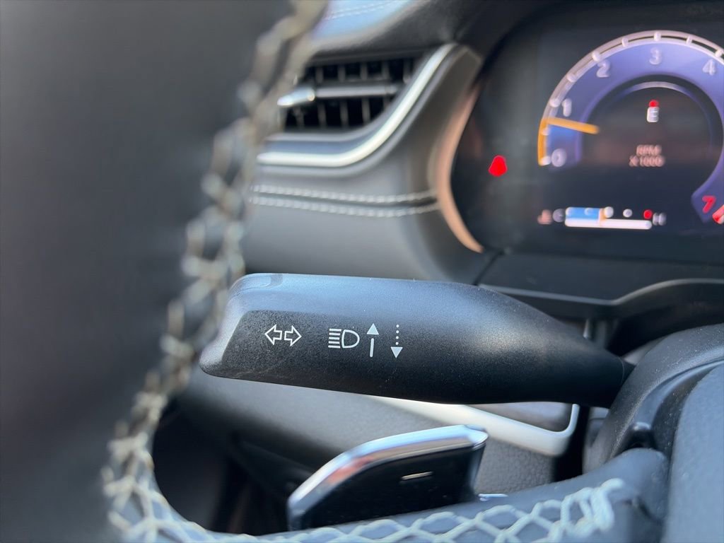 Used 2023 Jeep Grand Cherokee L Limited image 38