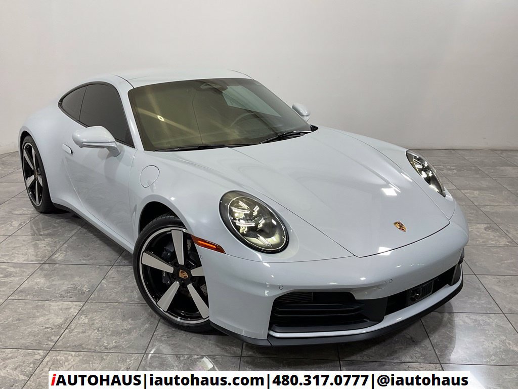 Used 2026 Porsche 911 Carrera w/ Premium Package RWD image 8