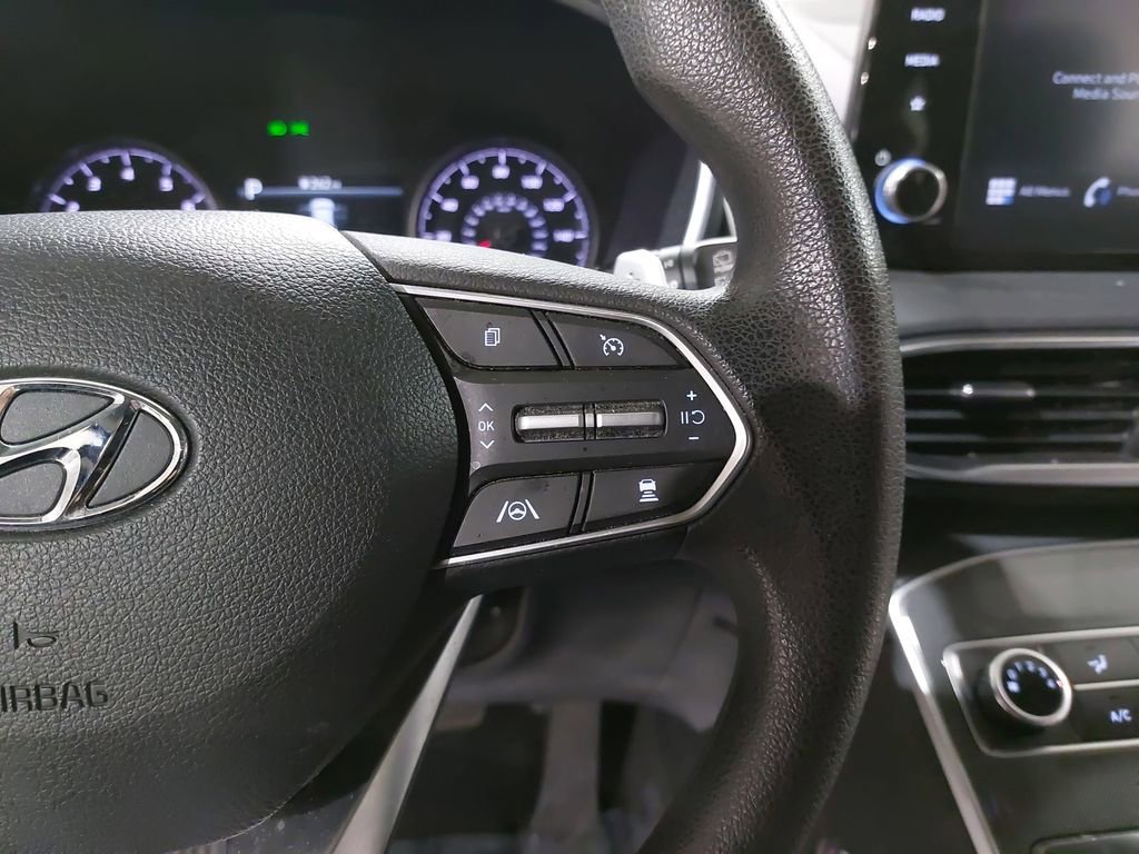 Used 2021 Hyundai Santa Fe SEL image 19
