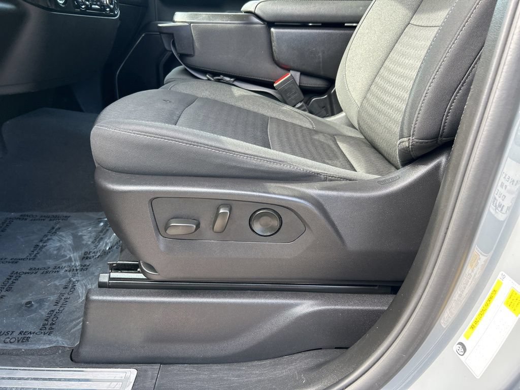 Used 2024 GMC Sierra 1500 SLE RWD image 17