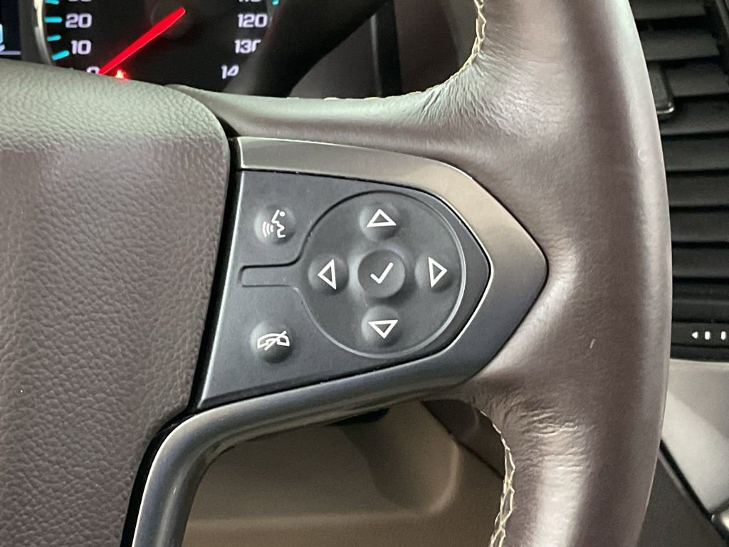 Used 2016 Chevrolet Suburban LTZ image 10