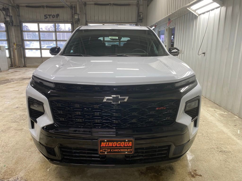 New 2026 Chevrolet Traverse RS w/ LPO, Floor Liner Package AWD/4WD image 7