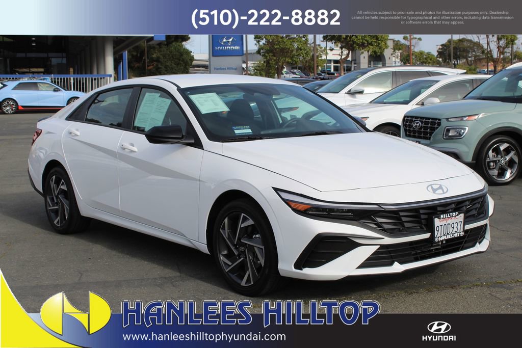 Used 2025 Hyundai Elantra SEL image 5