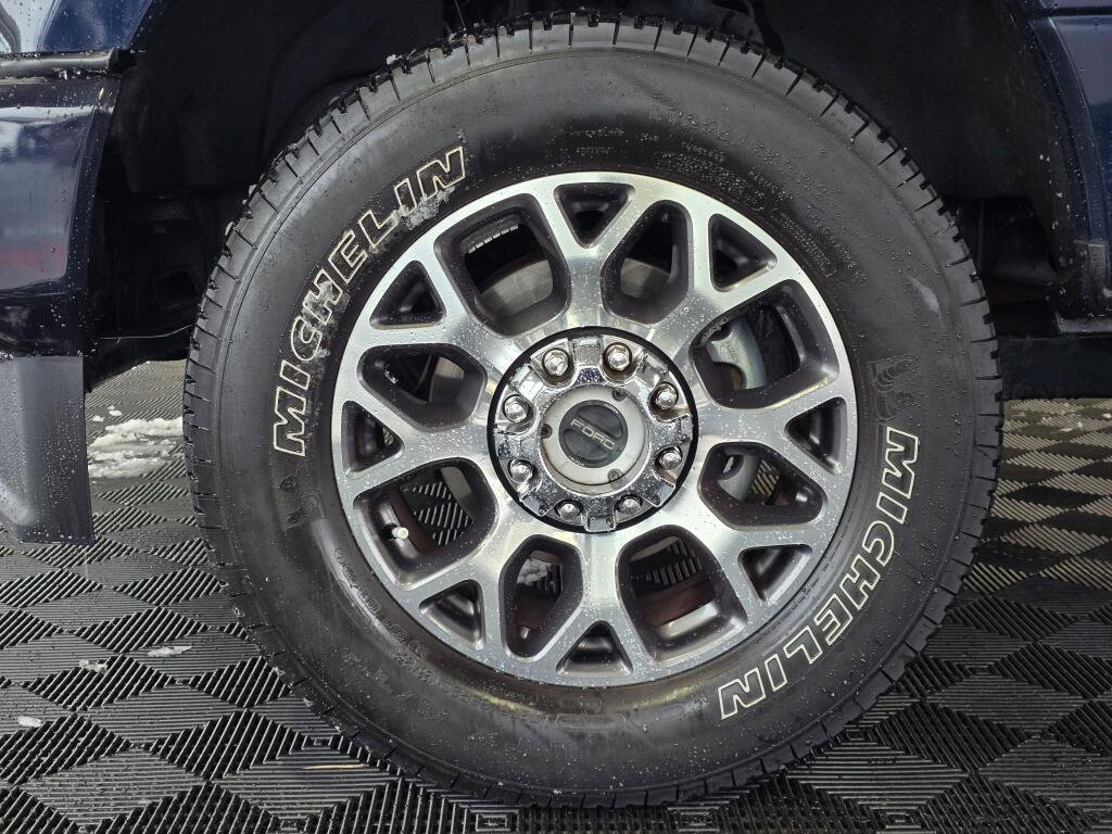 Used 2022 Ford F250 Lariat image 11