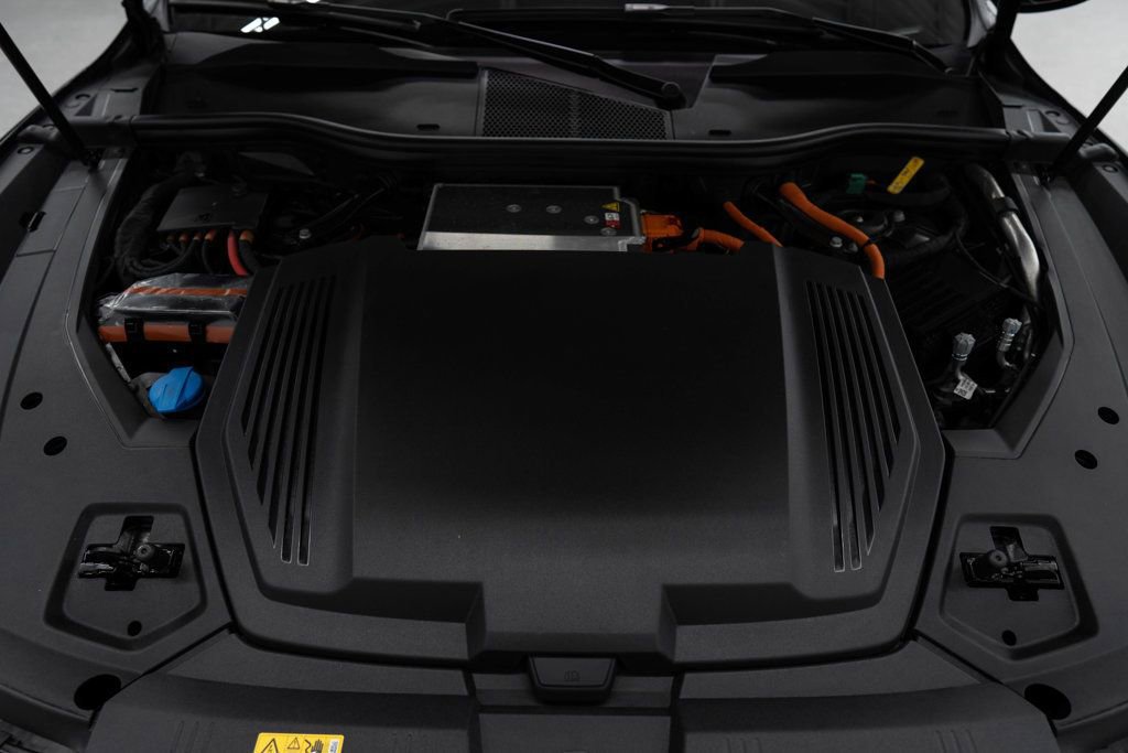 Used 2021 Audi e-tron Premium Plus w/ Premium Plus Package image 45