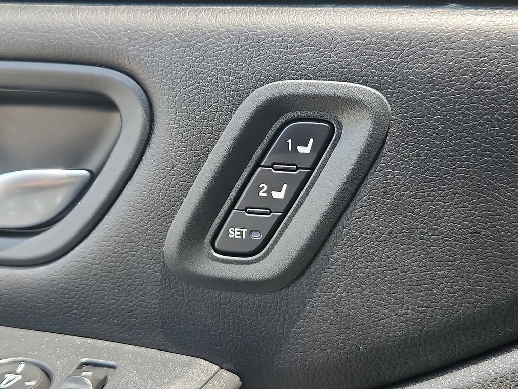 Used 2023 Honda Pilot EX-L image 18