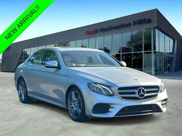 Used 2017 Mercedes-Benz E 300 4MATIC image 7