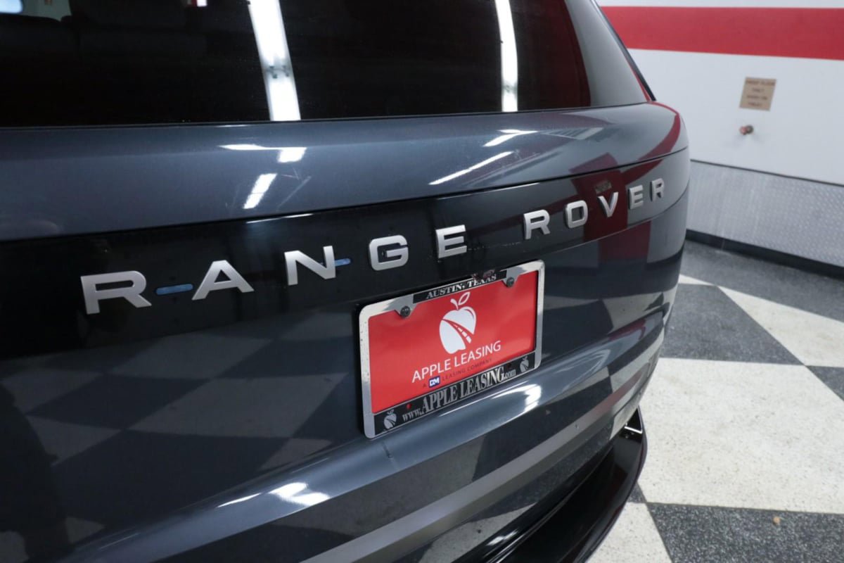 Used 2024 Land Rover Range Rover SE AWD/4WD image 32