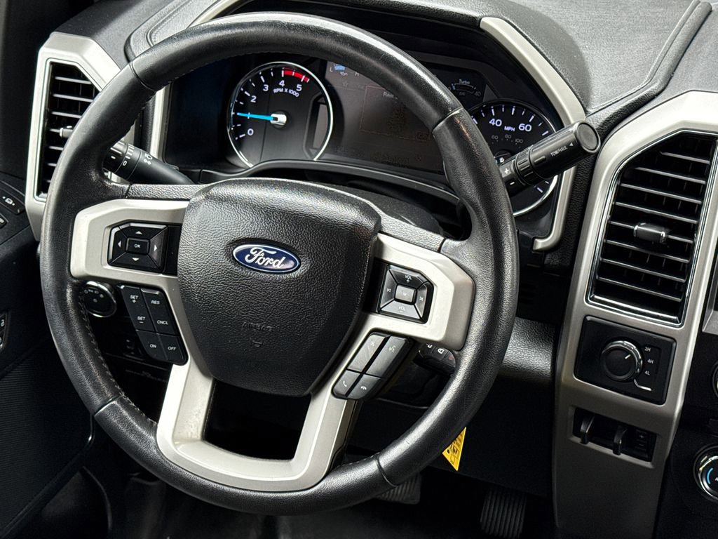 Used 2018 Ford F250 Lariat image 16