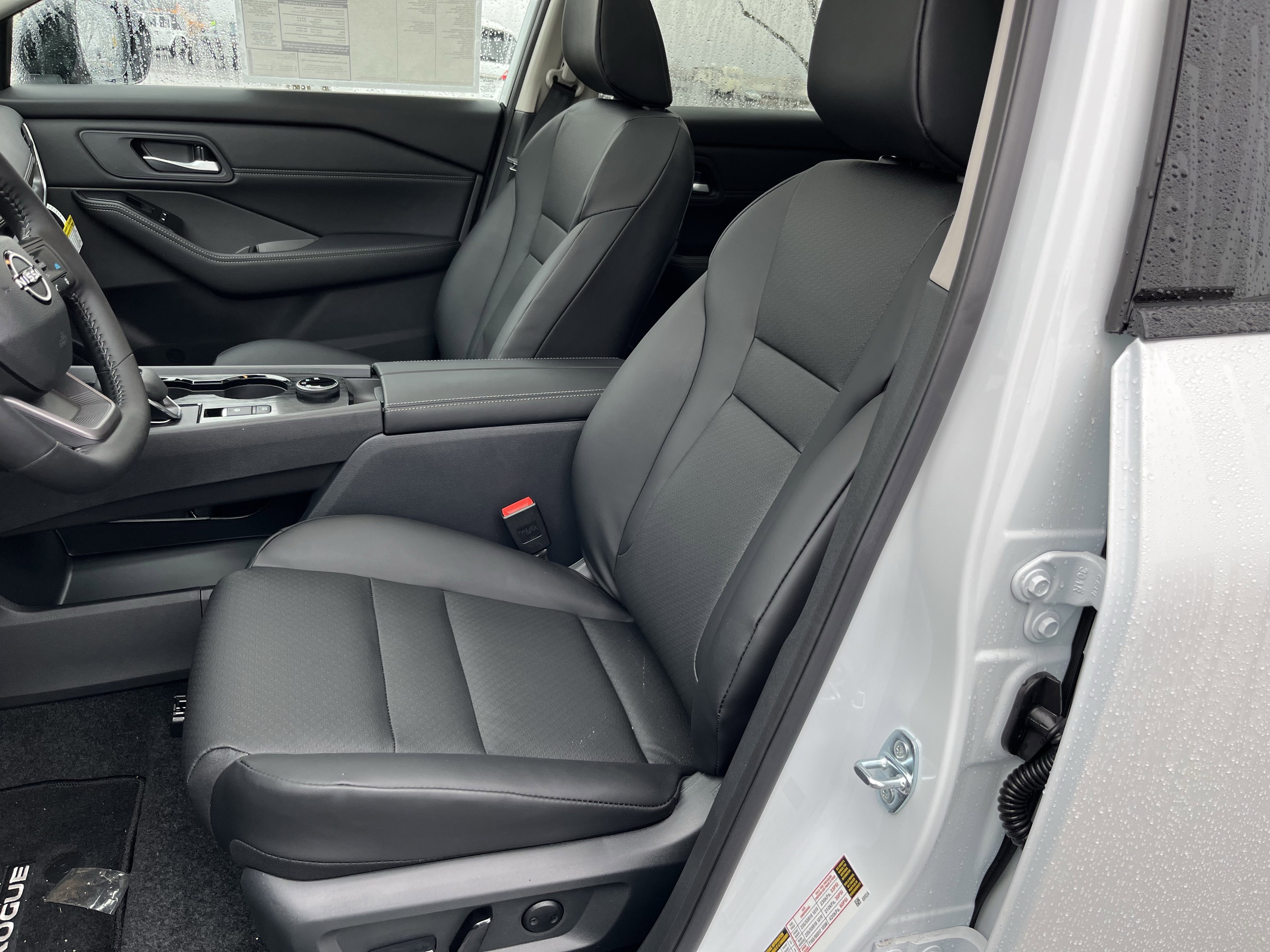 New 2026 Nissan Rogue SV AWD/4WD image 13