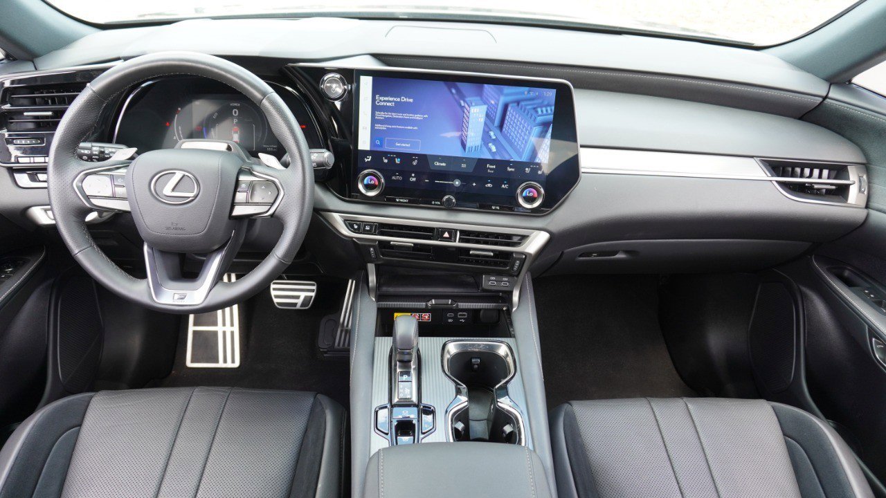 Used 2023 Lexus RX 500h F Sport w/ Accessory Package (Z1) image 25