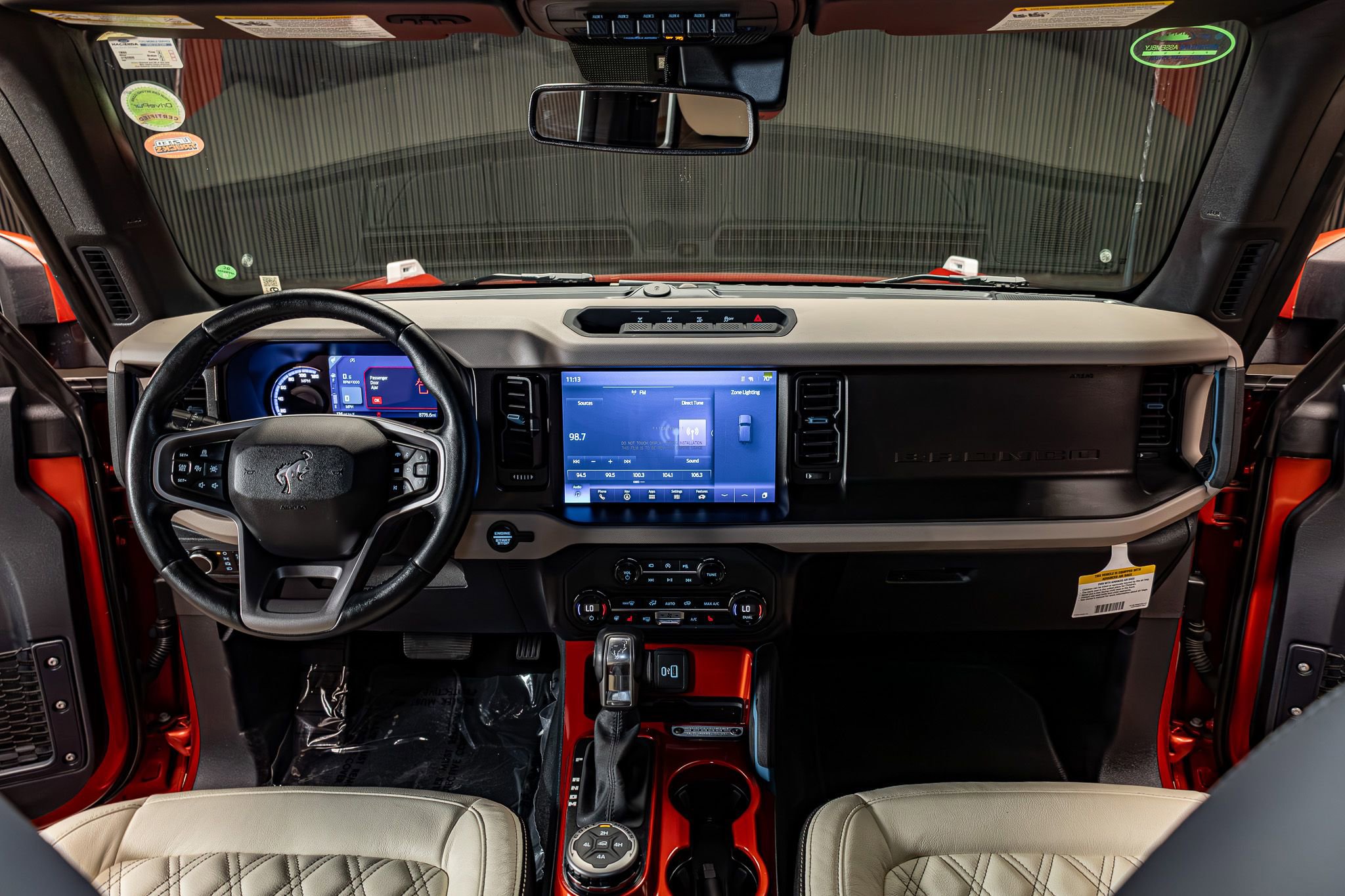 Used 2023 Ford Bronco Wildtrak AWD/4WD image 15